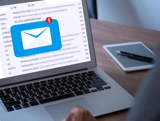 Aburrido de Gmail? Aprende como obtener un correo corporativo para tu web